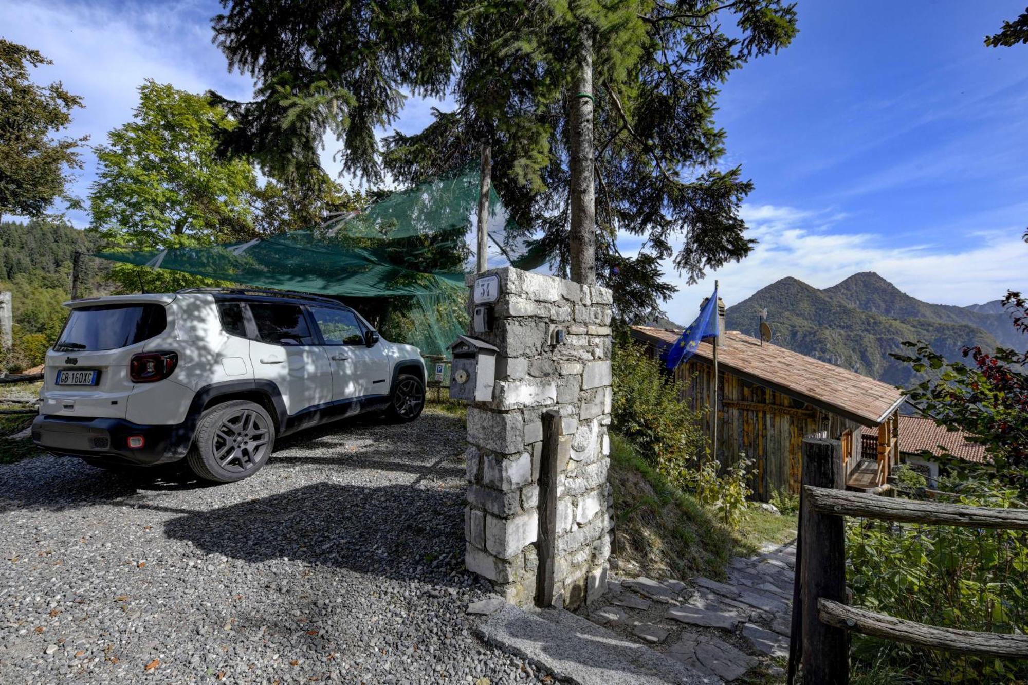 Chalet "Baita Cavacca" Crone Bagian luar foto