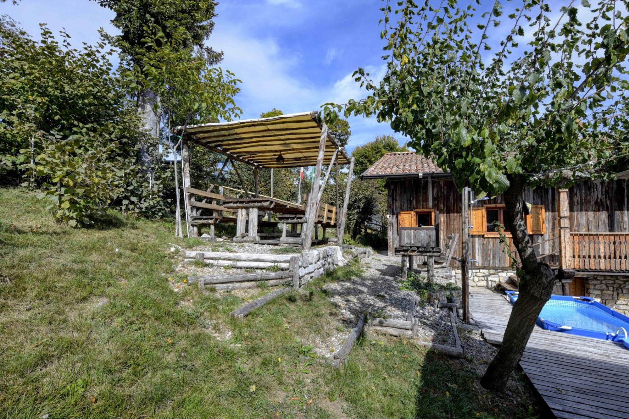 Chalet "Baita Cavacca" Crone Bagian luar foto