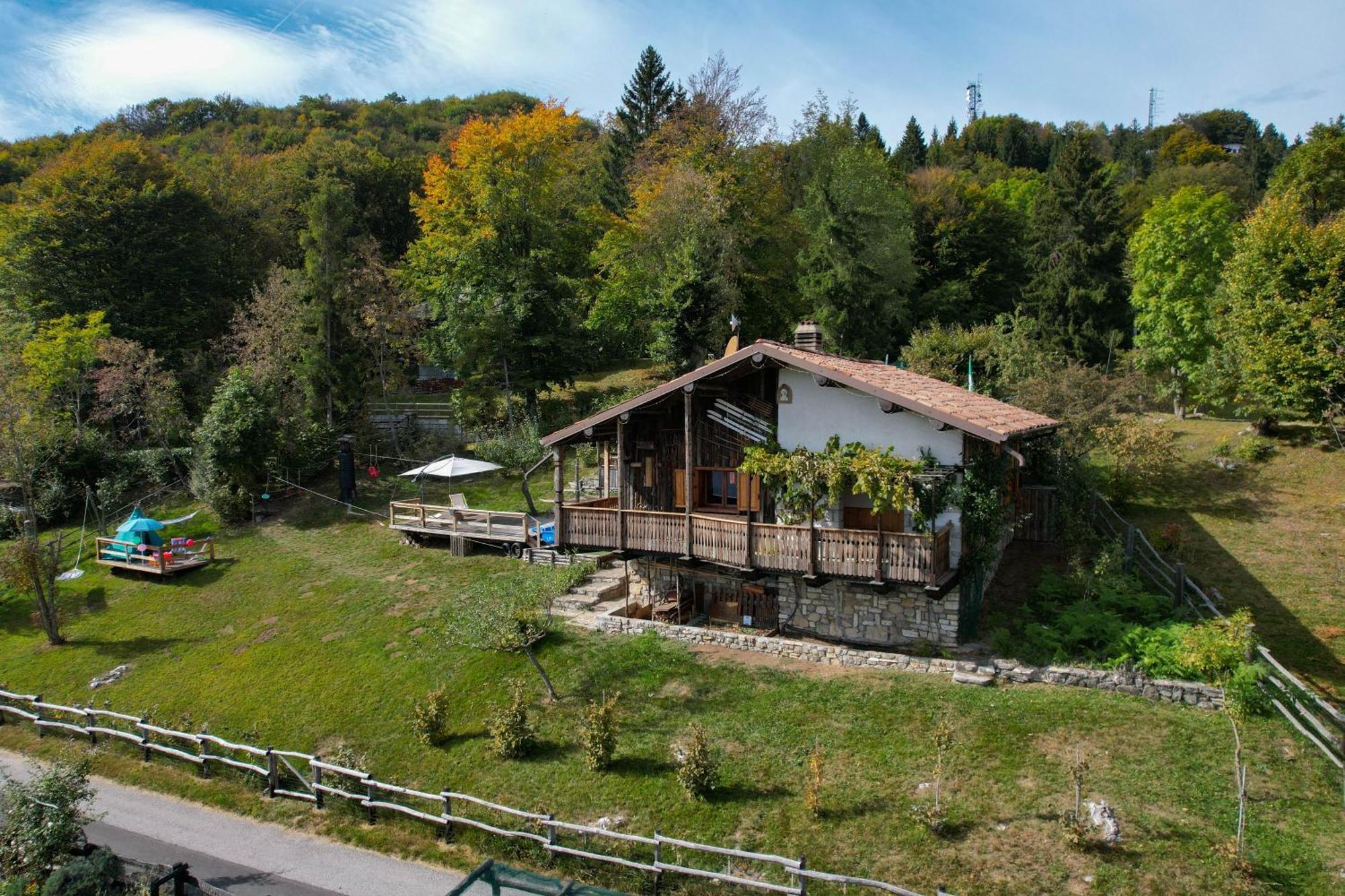 Chalet "Baita Cavacca" Crone Bagian luar foto